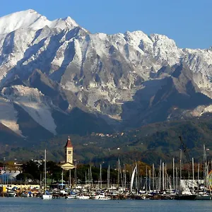 Between Pisa And 5 Terre Appartement Marina Di Carrara